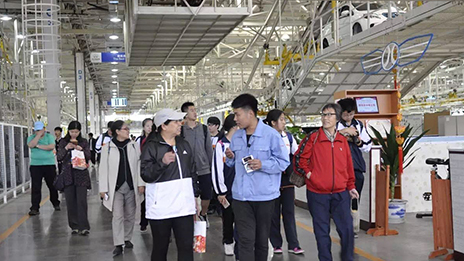國企開放日，首都市民為北汽新能源“點贊”